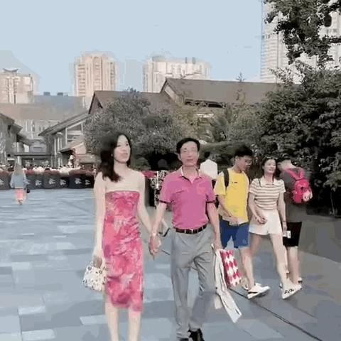 成都的阴与晴